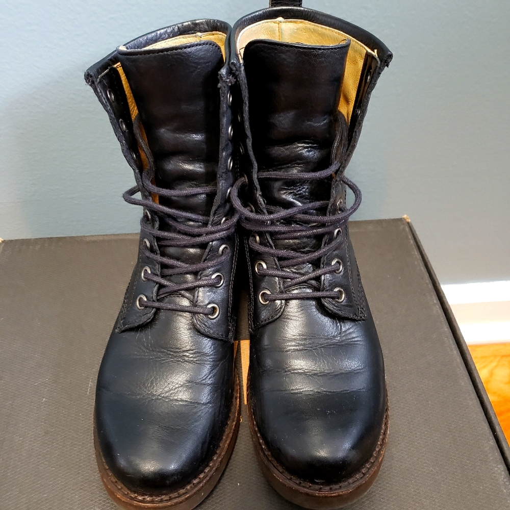 Frye Veronica Combat Boots 6.5 Leather